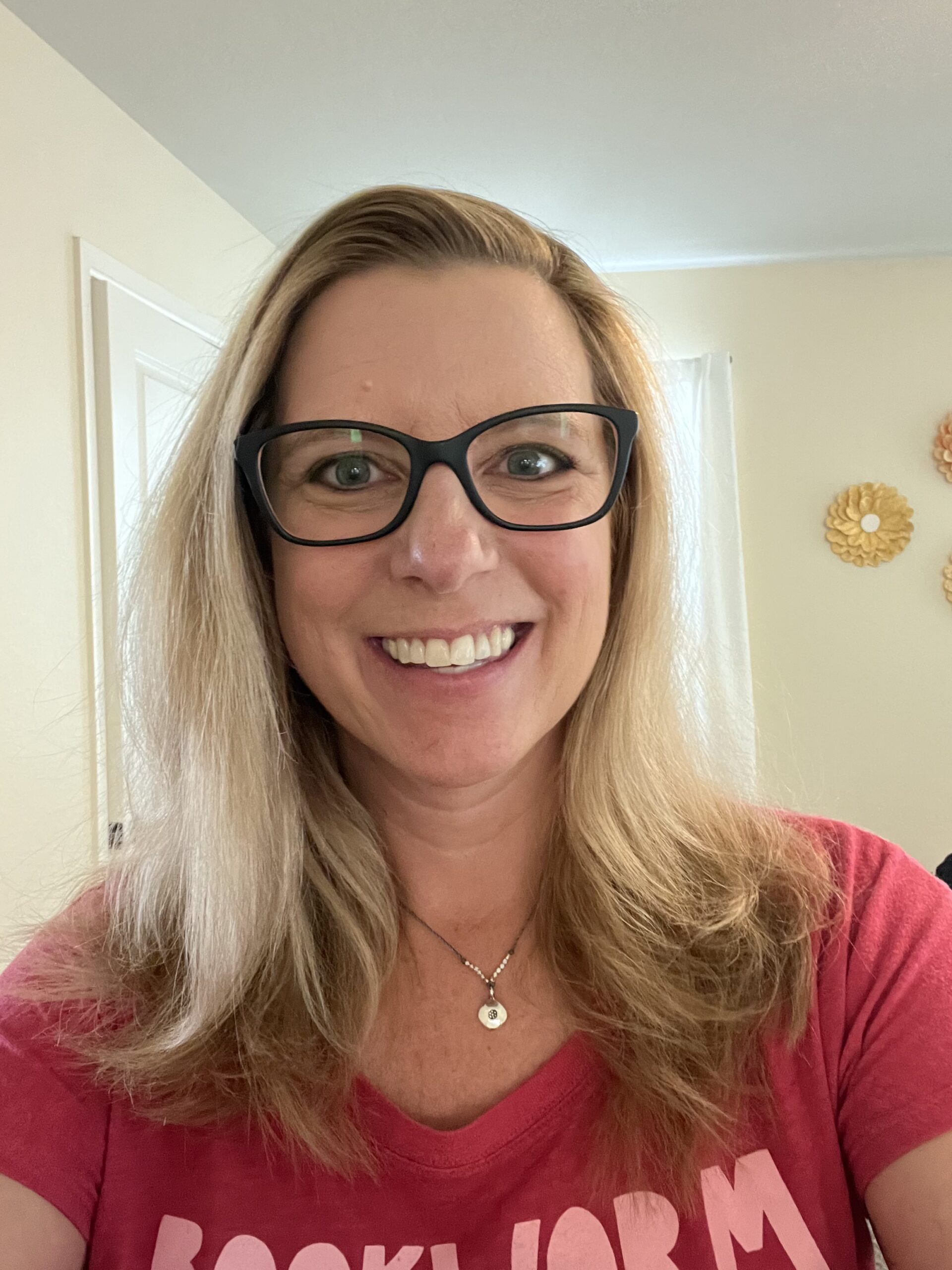 Kate Davis headshot